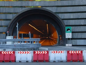 1 Temmuz İtibariyle Mont Blanc Tünelinde Euro 4 Araçlara Geçiş Yasağı Uygulanacaktır 