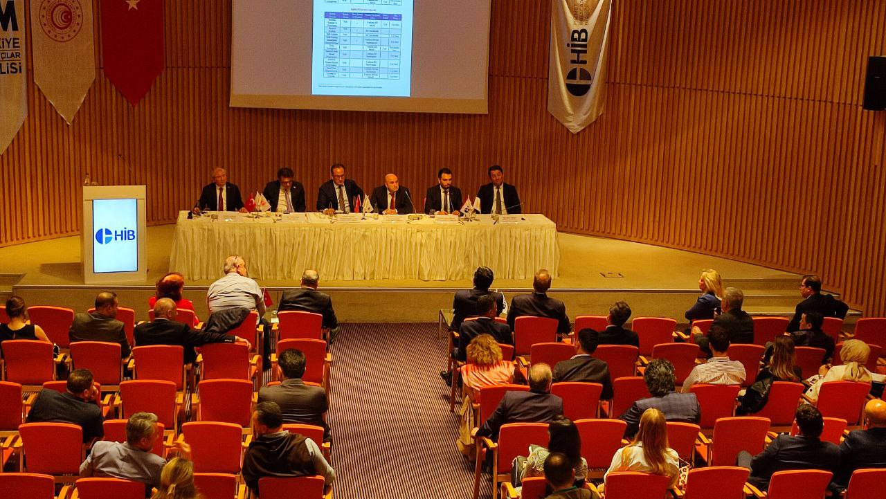 Yük Taşımacılığı ve Lojistik Hizmetleri Eximbank ve İGE Destekleri Bilgilendirme Semineri Gerçekleştirildi