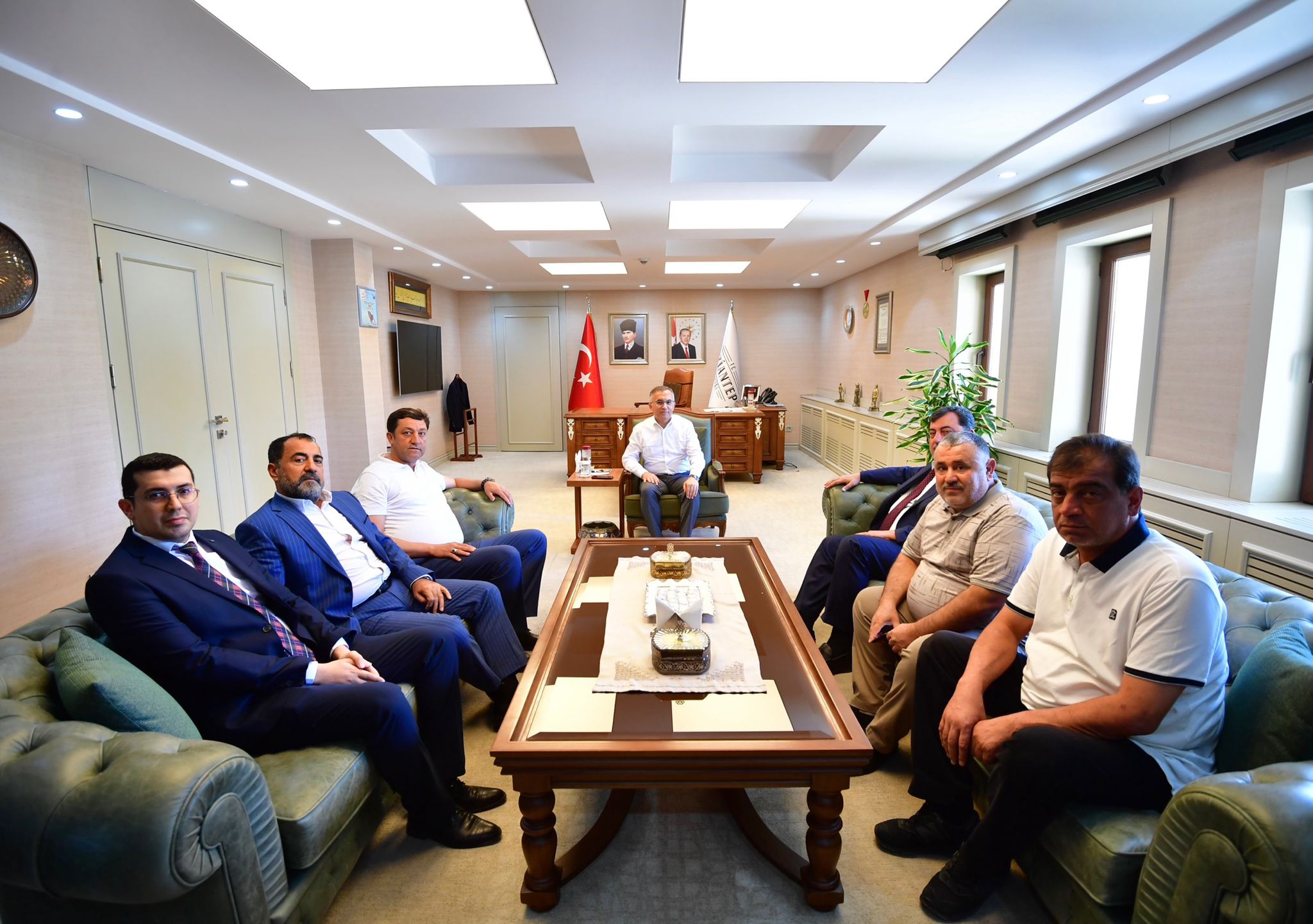 UND Heyeti, Gaziantep Valisine Ziyarette Bulundu