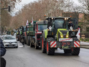 Fransa: Fransız Çiftçilerin Protestoları Nedeniyle Yolların Kapatılması Hakkında Bilgilendirme