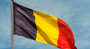 Belçika: Brugge’de Engellenen Kamyon Sürücüleri İçin Acil Servis Kuruldu