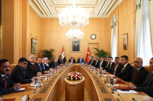 Irak Temsilciler Meclisi Başkanı Mahmud Meşhedani’ye UND Raporu Sunuldu