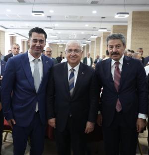 Milli Savunma Bakanı Sn. Yaşar Güler Şırnak’ta Sektör Temsilcileri ile Bir Araya Geldi