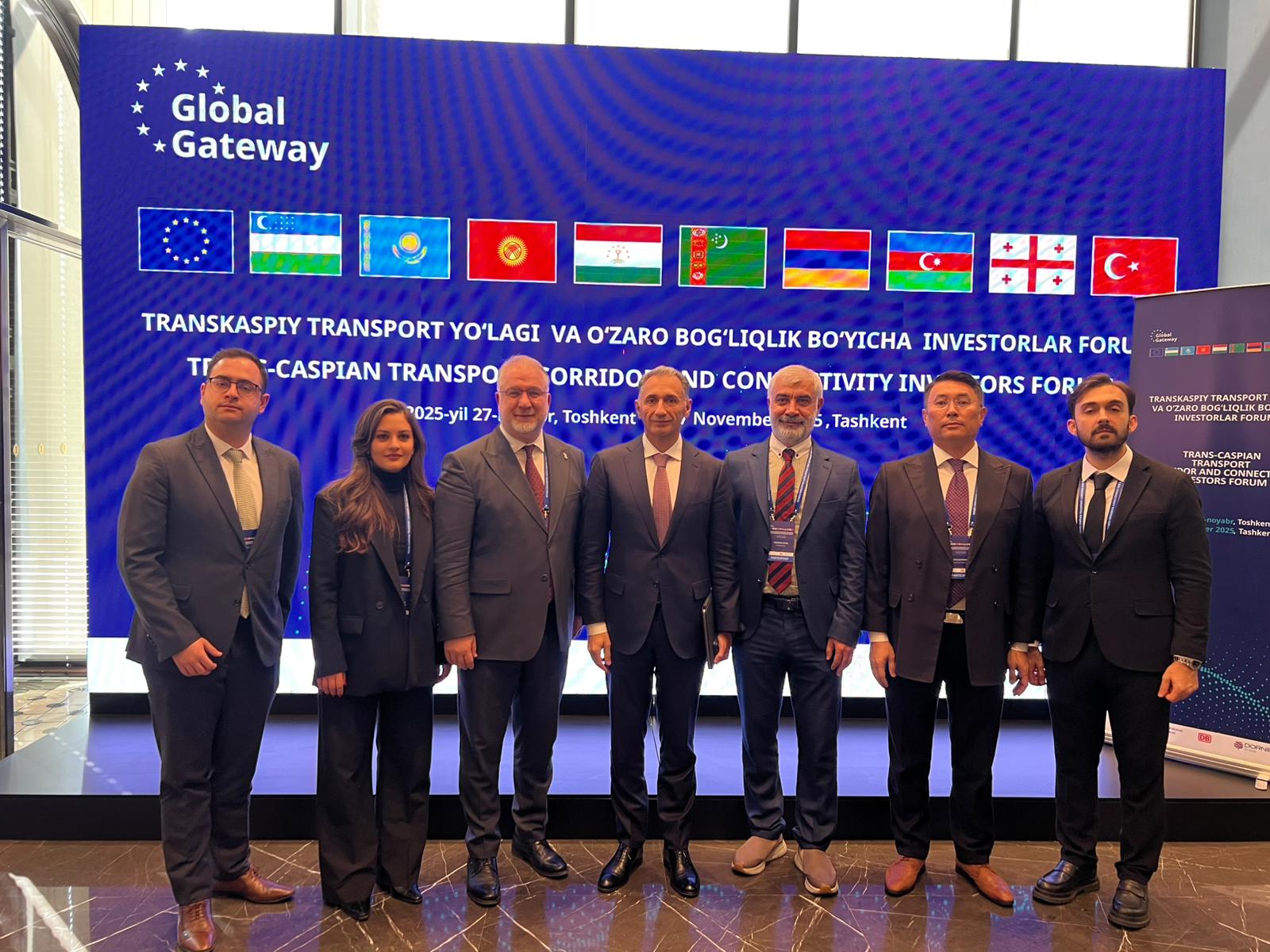 Azerbaycan Dijital Kalkınma ve Ulaştırma Bakanı Reşad Nabiyev, Orta Asya için AB Küresel Geçit Forumu’nda UND Heyeti ile bir araya geldi