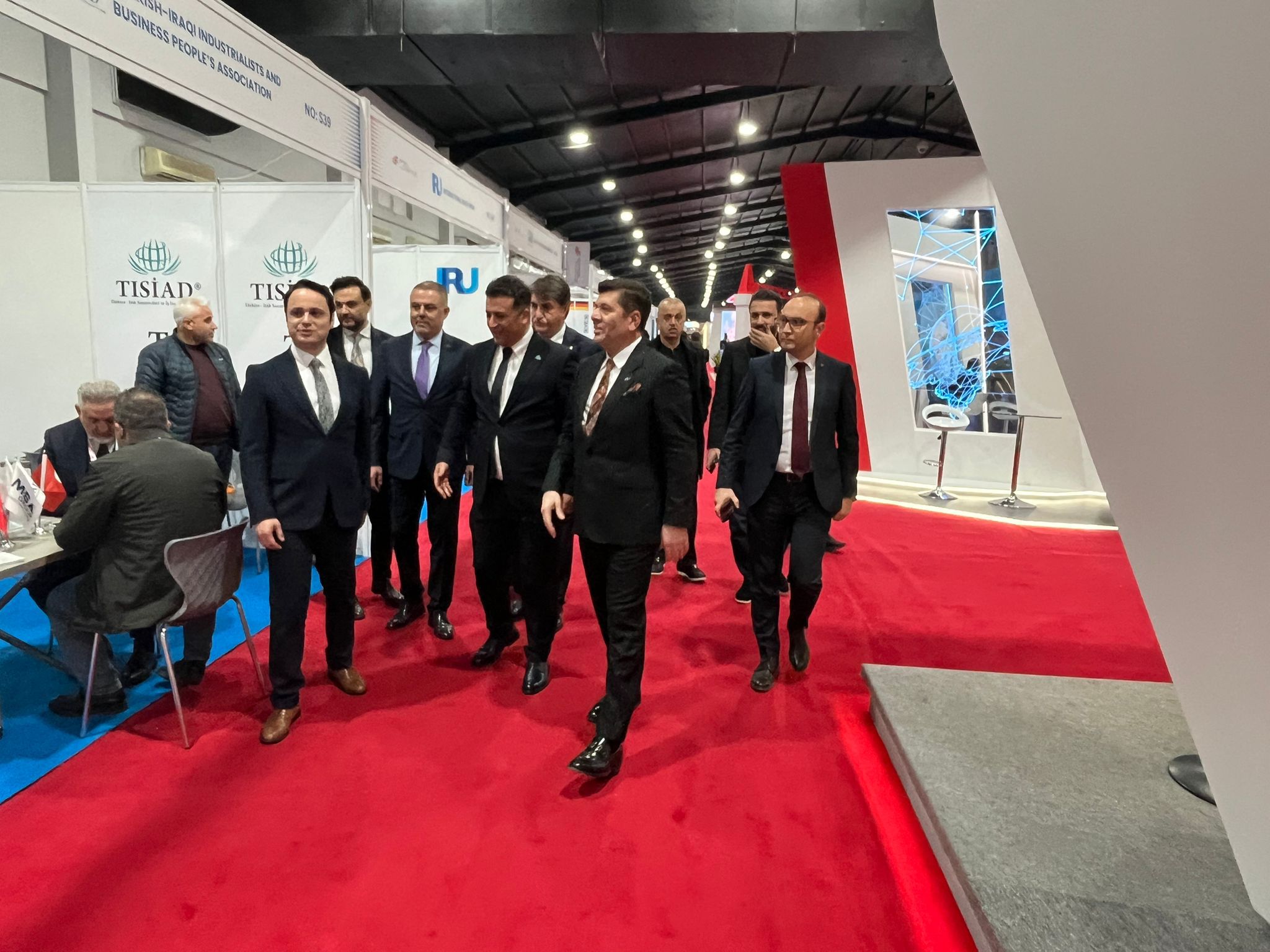 und-erbil-logistics-exhibition-2026-da-turk-tasimacilarini-etkin-sekilde-temsil-etti-12.jpg