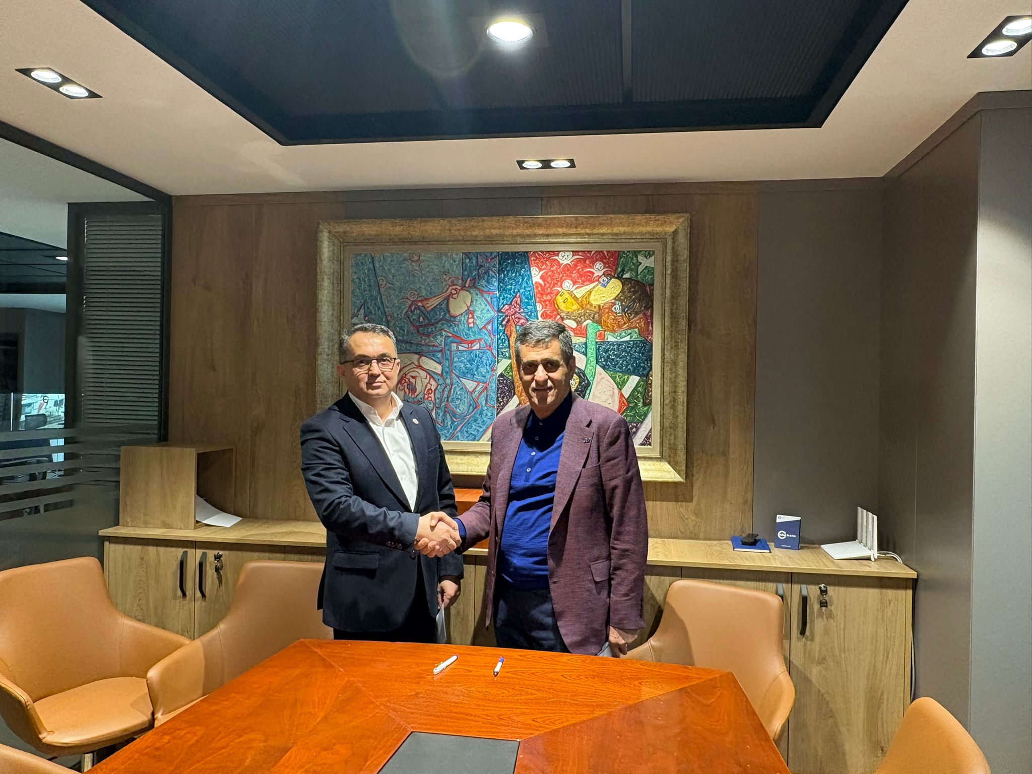 UND Başkanı Şerafettin Aras, AGTL Lojistik Komitesi Başkanı Paşa Paşayev ile Bir Araya Geldi