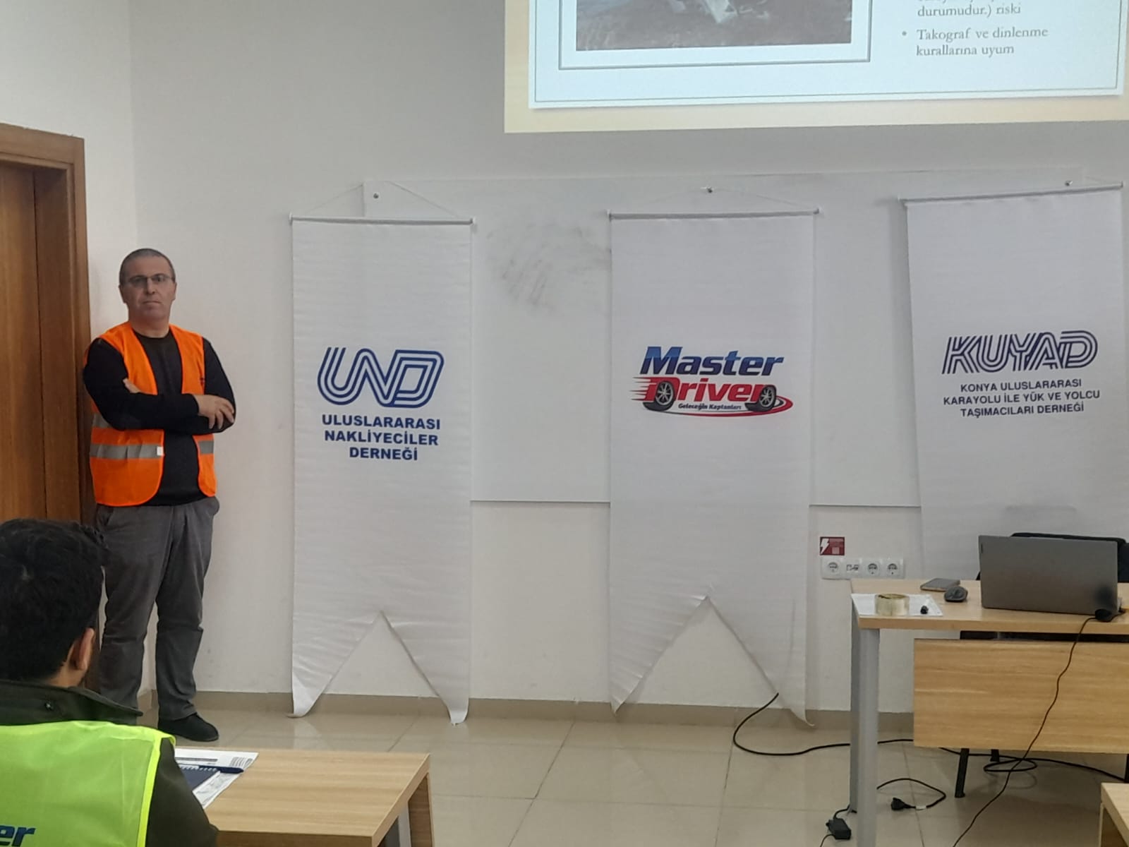 KONYA Uluslararası TIR - Çekici Şoförü Yetiştirme Programı Başladı