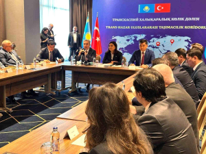 UND, Trans-Hazar Uluslararası Taşımacılık Koridoru Geliştirme Forumuna Katıldı