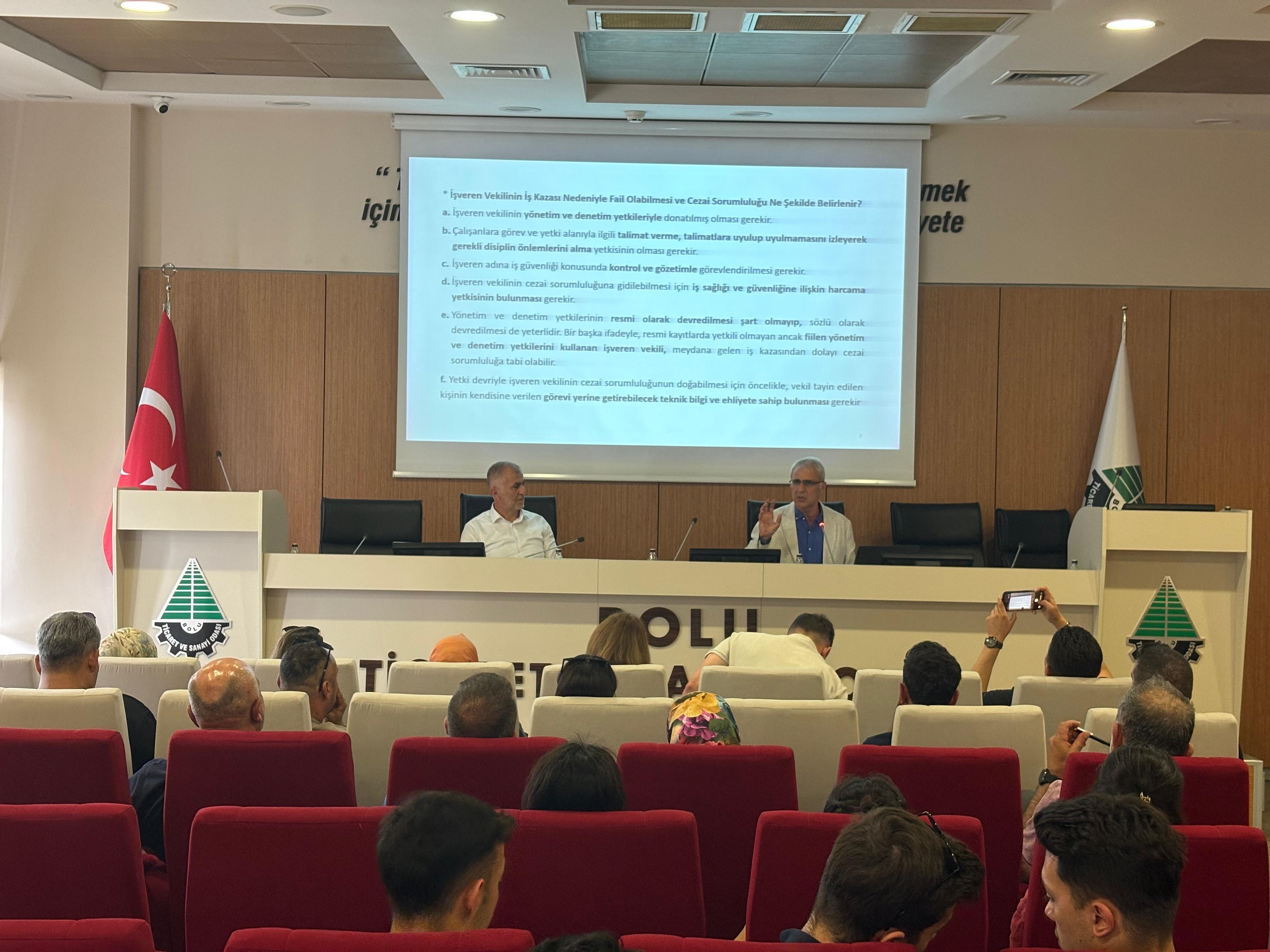 uluslararasi-karayolu-tasimacilik-sektorunde-calisma-hayatina-yonelik-sorunlar-egitimi-bolu-da-gerceklestirildi-20200.jpg
