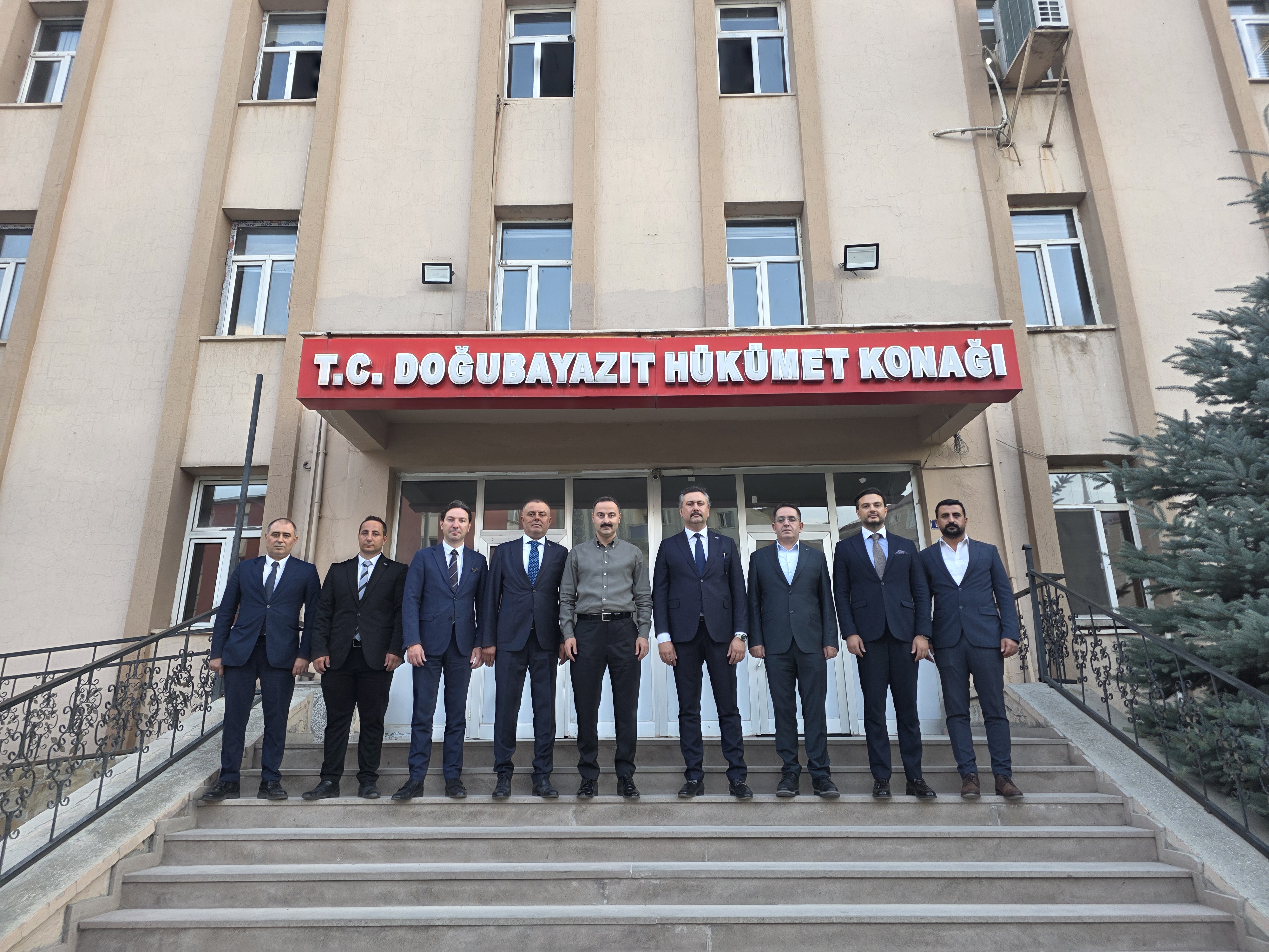 ergun-bilen-den-kaymakam-mustafa-ayvat-a-stratejik-gurbulak-dosyasi-hurmuz-deki-kriz-nedeniyle-gurbulak-in-yeni-stratejik-durumu--21313.jpg