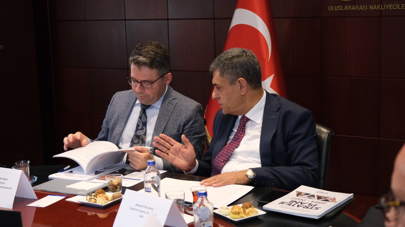 ulastirma-hizmetleri-duzenleme-genel-muduru-dr-caglar-tabak-tan-und-ye-ziyaret-21324-1.jpg
