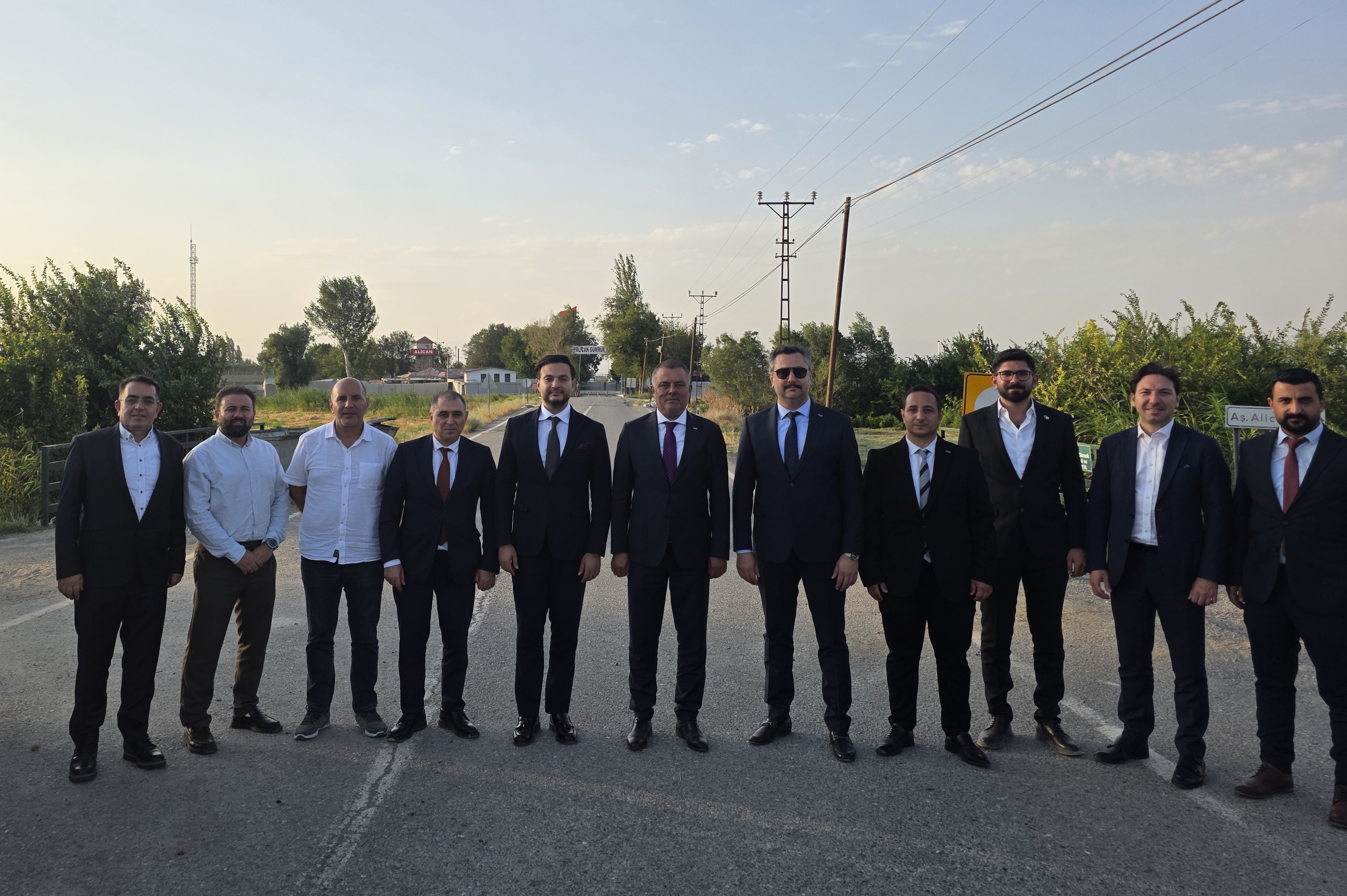 UND II. Başkanı Ergun Bilen “ Ermenistan Sınır Kapımız Alican’ı Kalıcı Bir Ticaret Koridoruna Dönüştüreceğiz”