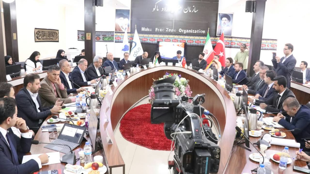 und-ii-baskani-ergun-bilen-turk-tasimacisinin-iran-da-esit-sartlarda-calisabilmesi-icin-sektorumuze-sahada-sahip-cikmali-masada-sonuc-almaliyiz-21305-4.jpg