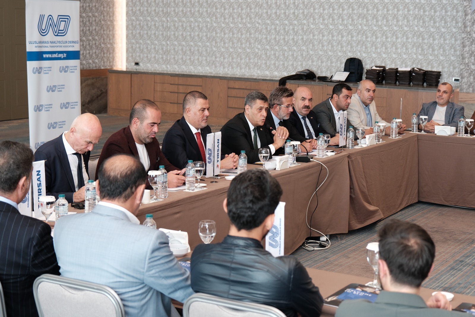 und-genisletilmis-yonetim-kurulu-trabzon-da-toplandi-21481-1.jpg