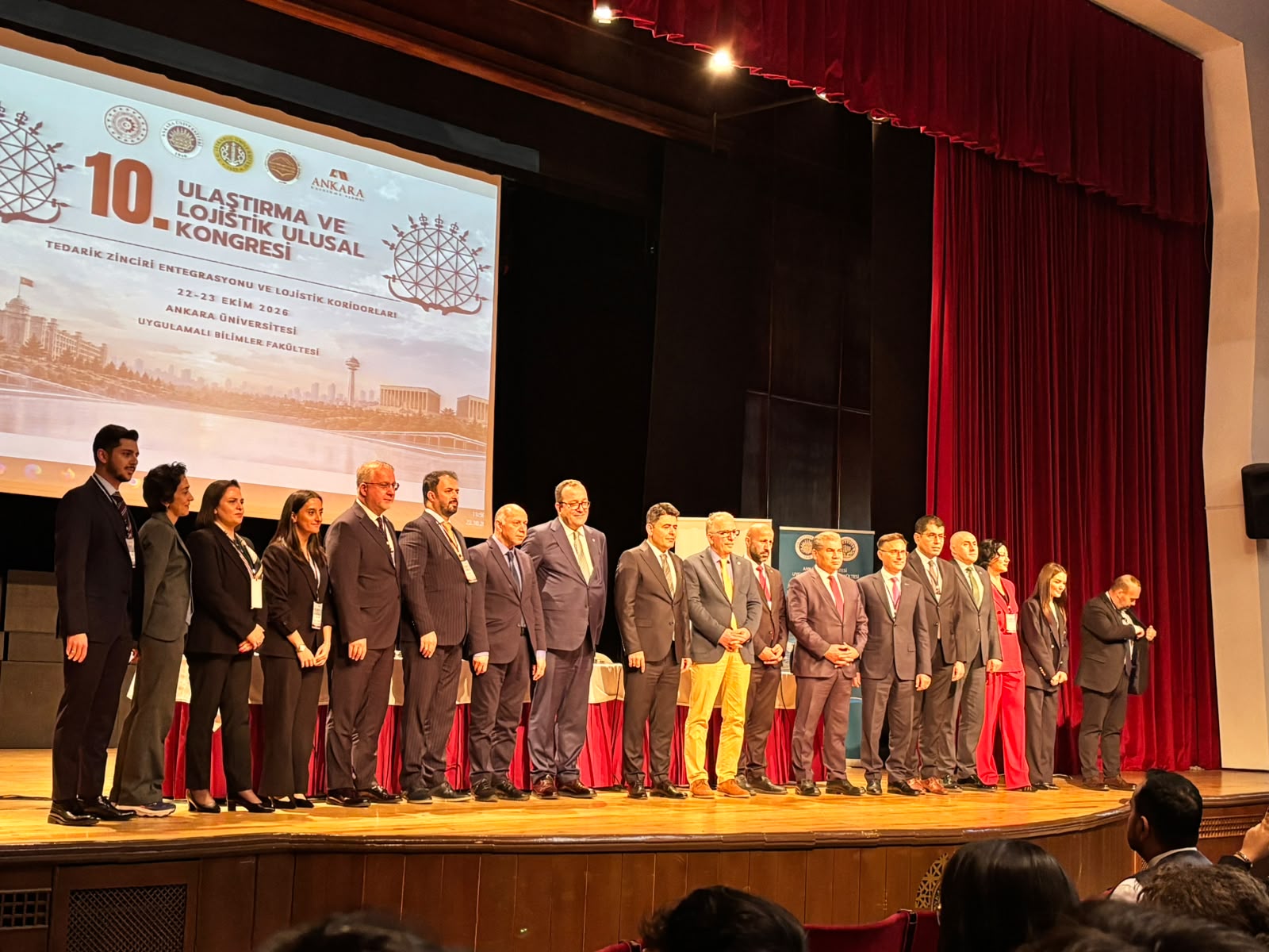 10-ulastirma-ve-lojistik-ulusal-kongresi-uluk-2026-ankara-da-gerceklesti-und-sponsorlugunda-gelecegin-lojistik-vizyonu-ve-genc-yetenekler-bulustu-21613-1.jpeg