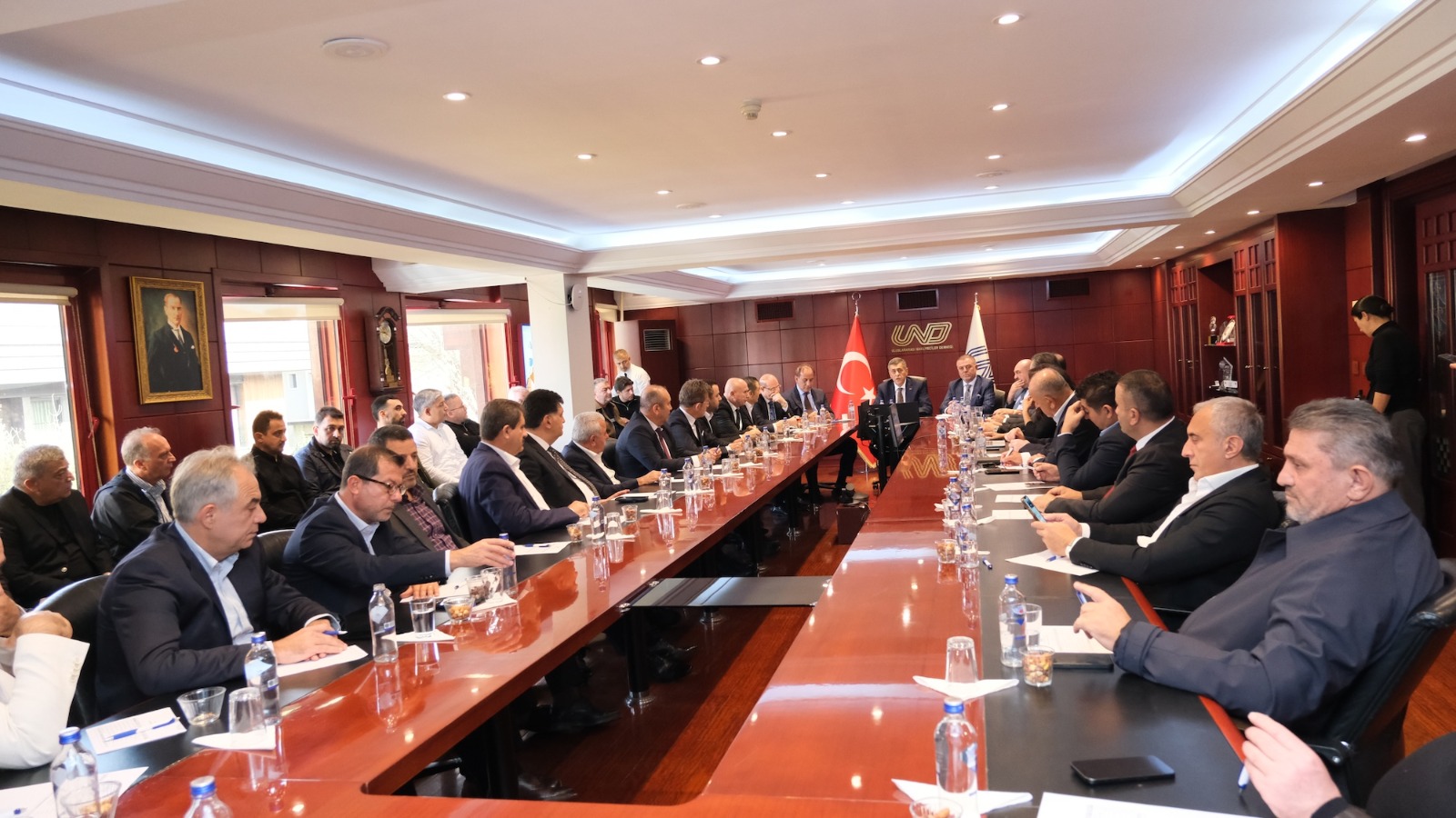 aras-sektorun-sorunlarini-is-birligiyle-asabiliriz-21614-1.jpg