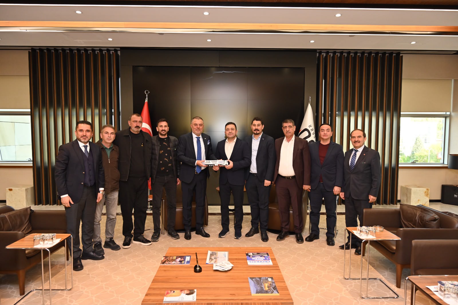 und-heyeti-kayseri-organize-sanayi-bolgesi-baskani-sayin-mehmet-yalcin-a-hayirli-ziyareti-gerceklestirdi-21582-2.jpeg