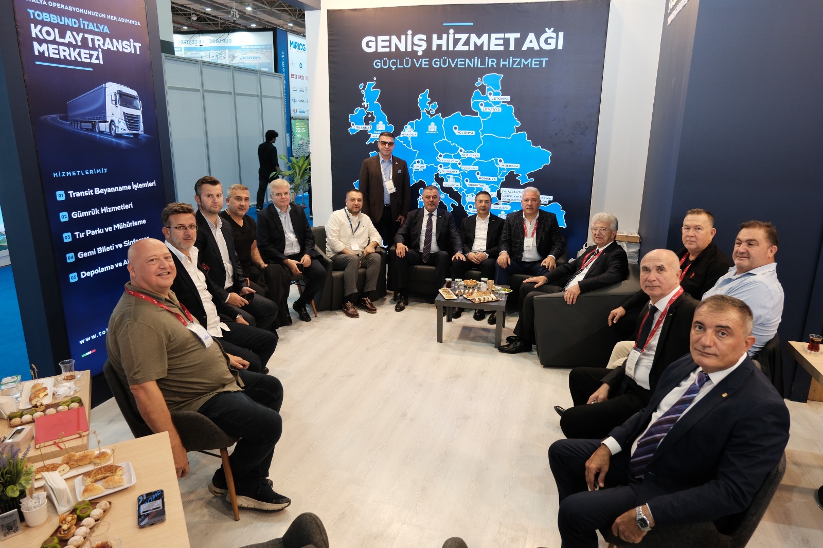 und-ikinci-baskani-ergun-bilen-ve-yonetim-kurulu-uyeleri-logistech-in-acilisina-katildi-21543.jpg